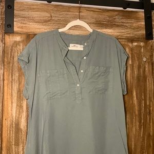 Vineyard vines dress